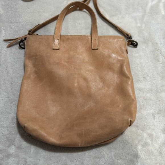 Fashionable Local + Global Leather distressed Tote Bag - Picture 7 of 10